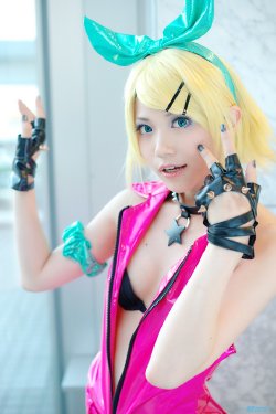 Kagamine Rin (Nito)