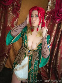 Lindsay Elyse - Triss