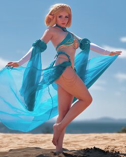 Ezysummers - Beach Zelda