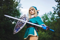 RolyatIsTaylor - Link