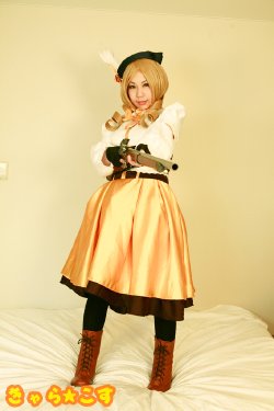 [Chara☆Cos] Puella Magi Madoka Magica Tomoe Mami (Cosplayer Momo) Soushuhen