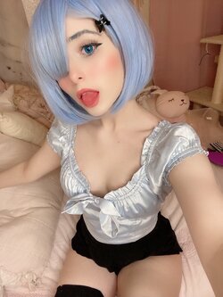 ItsCandyCloud - Rem E-Girl