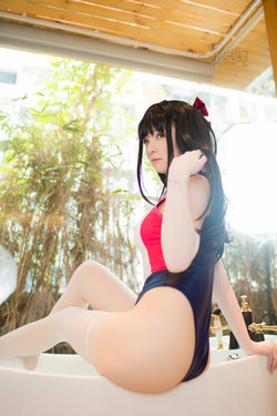 Coser@一小央泽 (yixiaoyangze) 竞赛泳衣