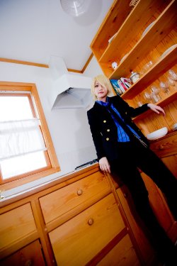 Sanji (One Piece) cosplay by Kuuya!