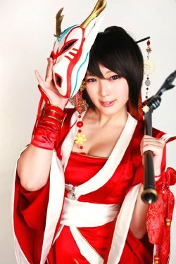 Blood Moon Akali Cosplay