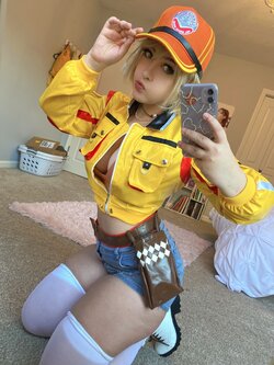 Junkenstein - Cindy