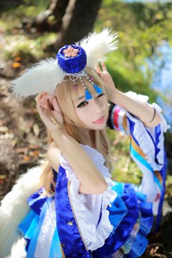 Kaku-San-Sei Million Arthur Cosplay