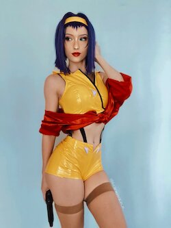 Kainosaurus - Faye Valentine