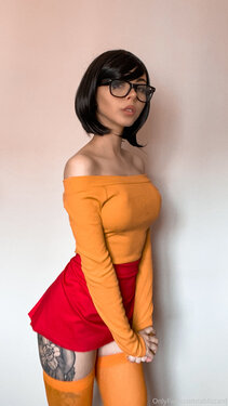 Amanda Welp - Velma