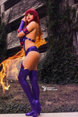 Starfire Cosplay by Blackberry Tea