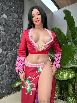 Virtual Geisha - Boa Hancock