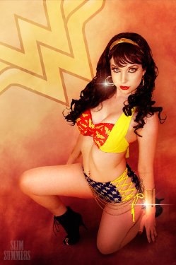 Vintage Pin-Up Bikini Wonder Woman by CosplayButterfly