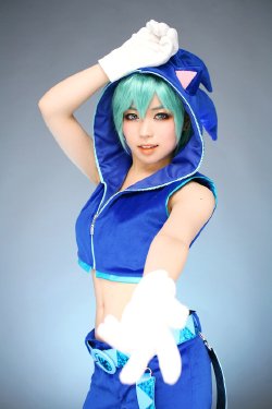 Cosplay Sonic the Hedgehog