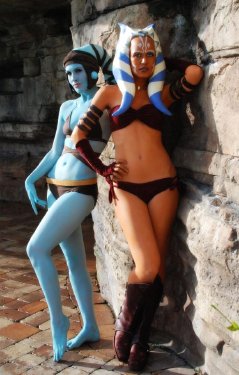 Aayla and Ahsoka Bathing Beauties (Star Wars)