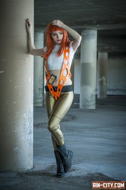 Leeloo (The Fifth Element) Cosplay