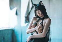 LuoLuoRaku-kuroneko