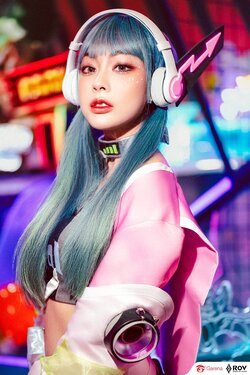 Arena of Valor Cosplay Hip-Hop Haunt Keera