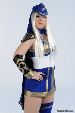[Cosplay-Mate] Markswoman Ashe (League of Legends)