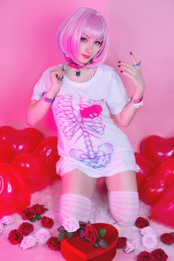ShiroKitsune – Pink Maid