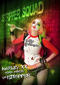 Harley Quinn Cosplay by Estonika
