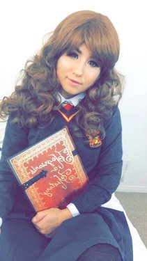 Hermione Granger Cosplay by Maruwins