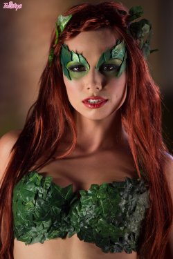[Twistys] Aidra Fox as Poison Ivy (Batman)