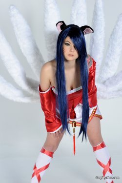 [Cosplay-Mate] Ahri, the Nine-Tailed Fox (League of Legends)