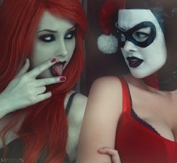 Poison Ivy & Harley Quinn Cosplay!