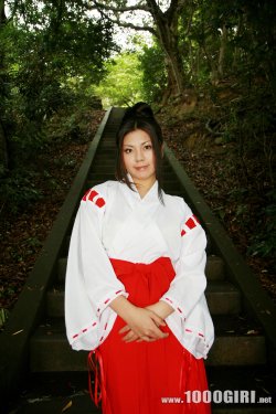 [1000GIRI] Shrine Maiden cosplay Fuck - Ema Takashima