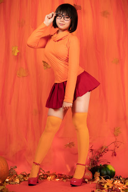 Virtual Geisha - Velma Dinkley
