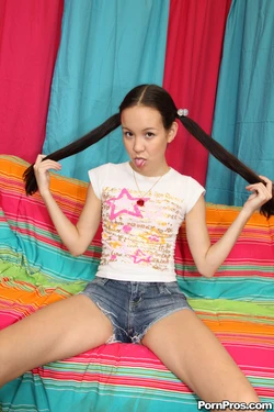 Innocent Asian Teen - 18yo Amai Liu