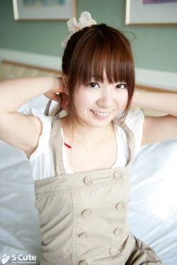 S-Cute 7th No.44 Hitomi Fujiwara