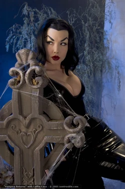 Masuimi Max  -  Vampira