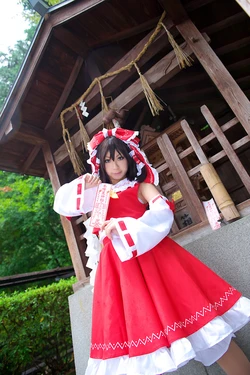 Reimu Hakurei (Riyo)