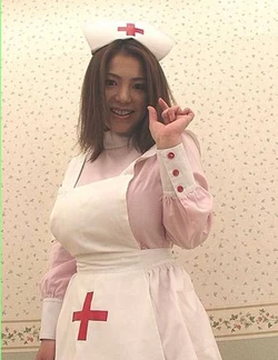 Anna Ohura, Nurse