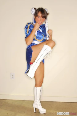 Midori West as Chun-li (street fighter)