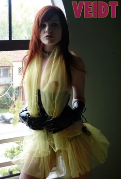Veidt - Kat as Silk Spectre (original version)