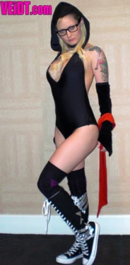 Veidt - Jessica as Ms. Marvel