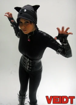 Veidt - Marnie as Catwoman (part 1)