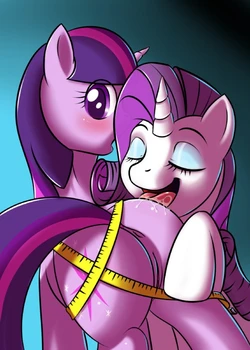 Twilight Sparkle H-Pics