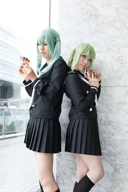 Gumi (Aya) & Hatsune Miku (Ushio)