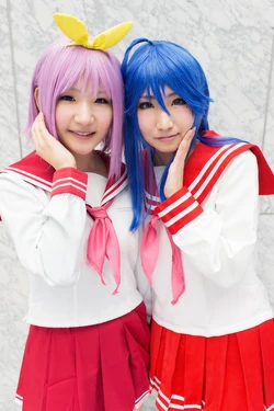 Hiiragi Tsukasa (Shiina Haru) & Izumi Konata (Yuushi)