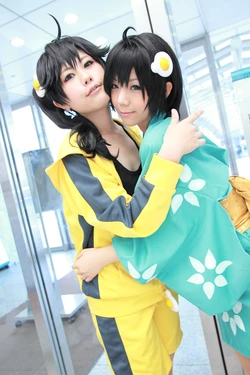 Araragi Tsukihi (Kousaka Yun) & Araragi Karen (Hatomune)