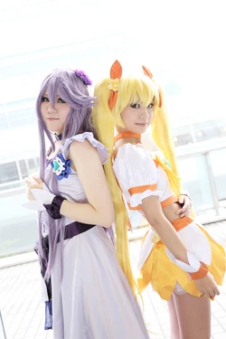 Cure Moonlight / Tsukikage Yuri (Kiriha Ai) & Cure Sunshine / Myoudoui Itsuki (Minakami Nagisa)