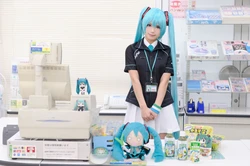 (C83) [YU] V-fami VOCALOID COSPLAY ROM (ボカロファミマ衣装)