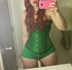 Poison Ivy (Batman) by Ignosce Mihi