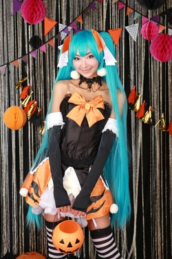 [NECOSMO (Necoco)] Halloween Miku (VOCALOID)