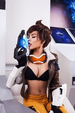 Kalinka Fox - Tracer