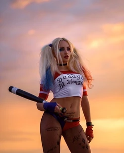 My Favorite Top 15 Harley Quinn