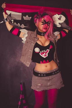 Danielle Beaulieu - Team Yell